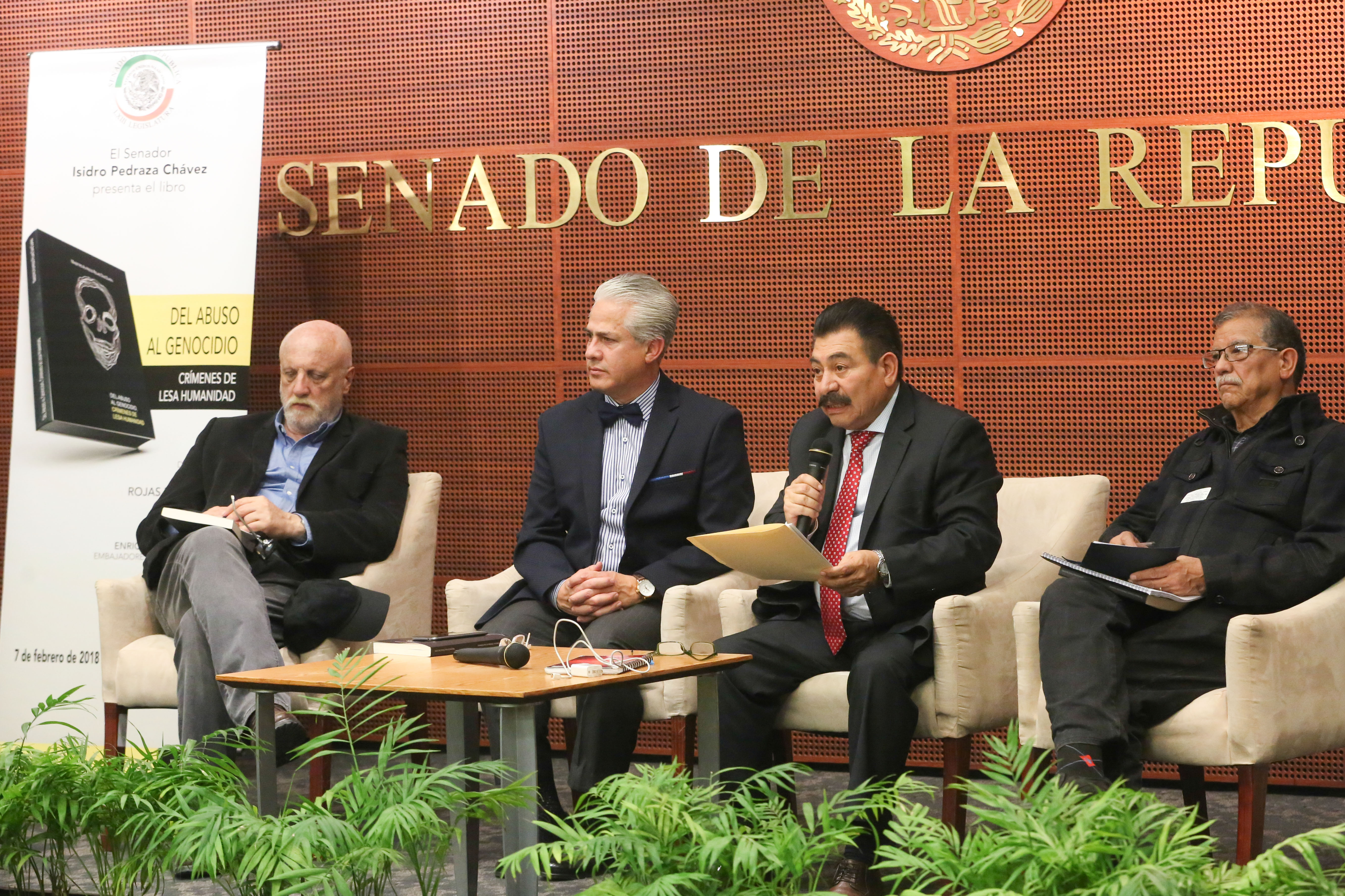 Presentan Del abuso al genocidio. Crímenes de lesa humanidad