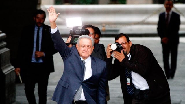 AMLO dice sí a seguridad. Sus protectores serán 20 civiles desarmados