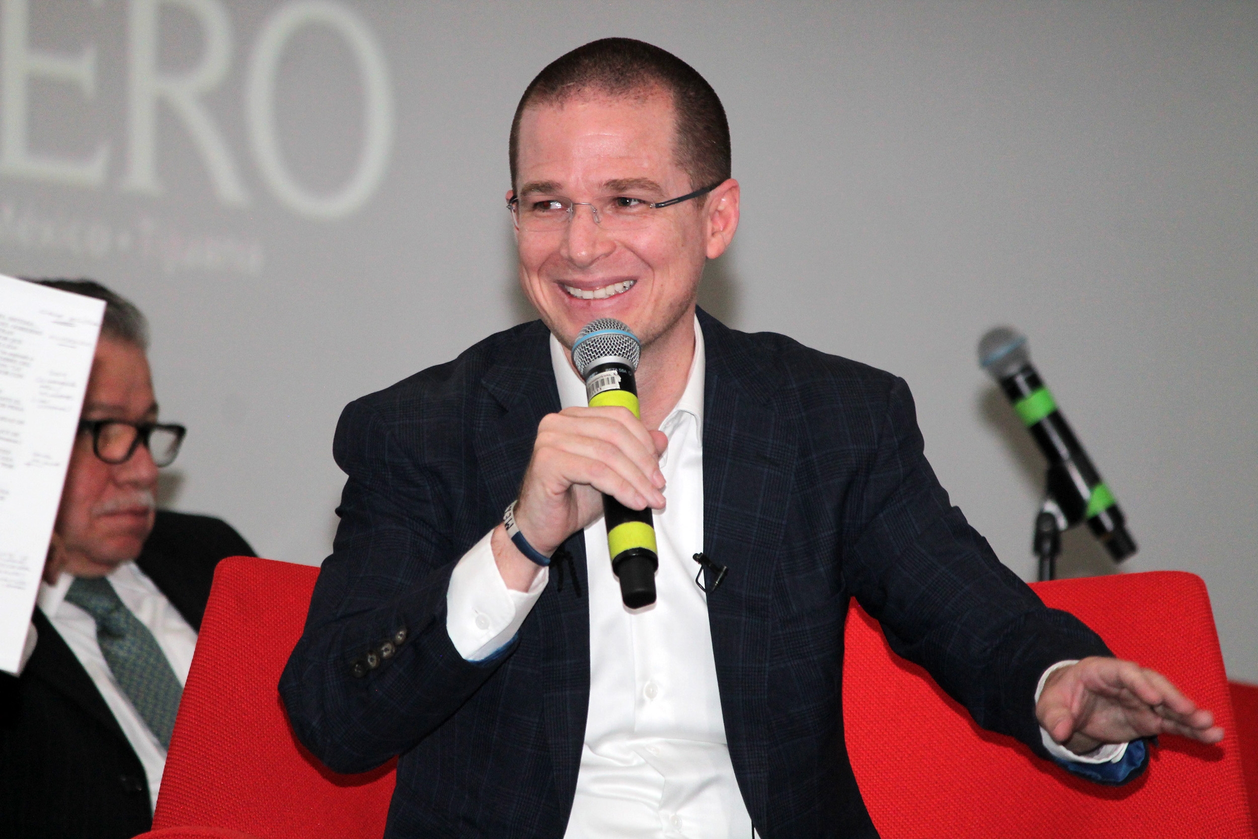 Ratifica TEPJF multa a Ricardo Anaya 