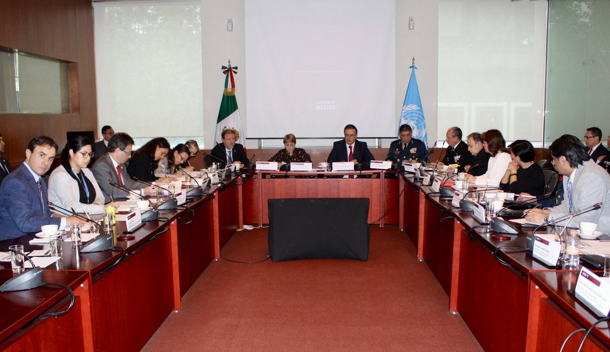 ONU y gobierno de México firman acuerdo para Ayotzinapa