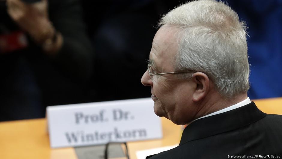 Acusan de fraude a exdirector de Volkswagen