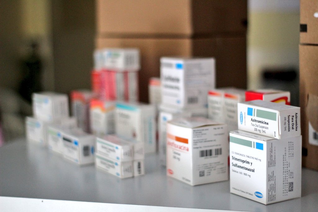 SSA pospone de nueva cuenta licitación para compra de medicamentos