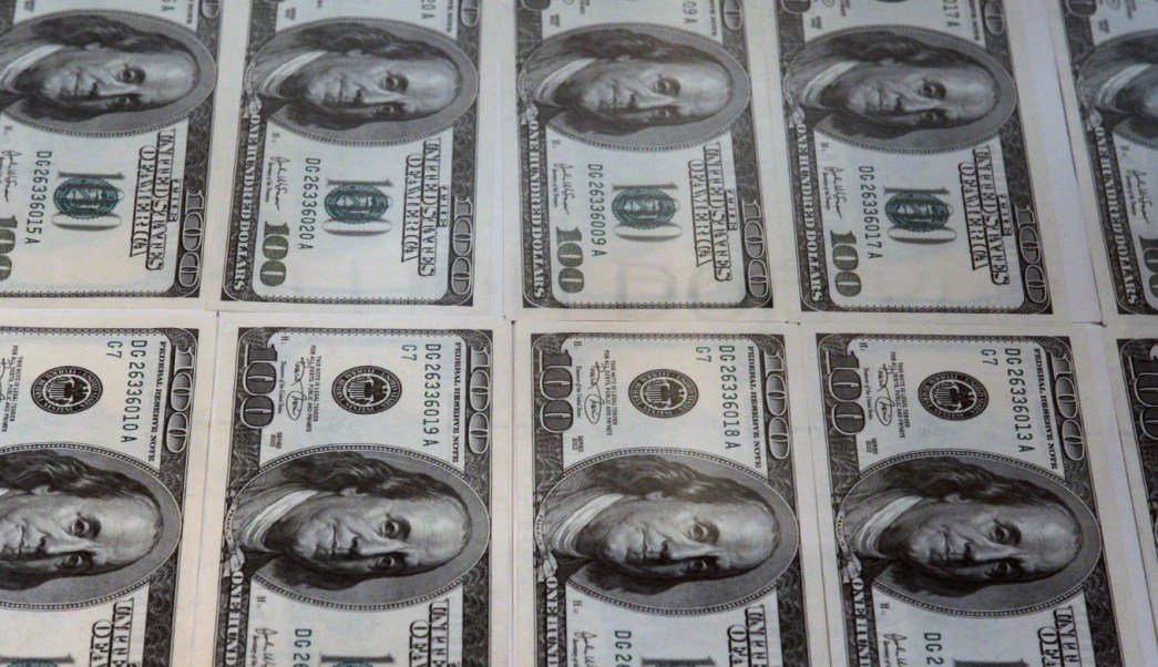 Trump amenaza con imponer aranceles a México 