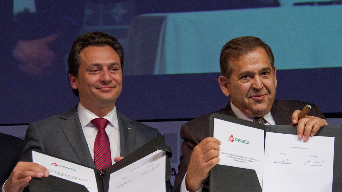 Giran orden de aprehensión contra Lozoya y detienen en España a dueño de Ahmsa