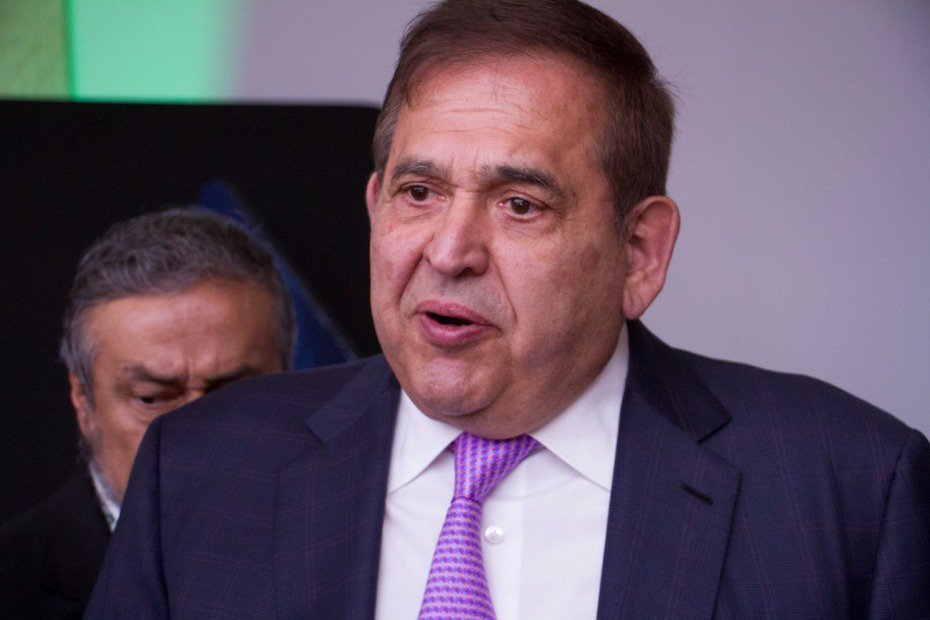 España deja en libertad a Ancira con una fianza de un millón de euros