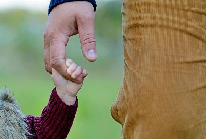 Proponen elevar pena por abandono de obligaciones alimenticias