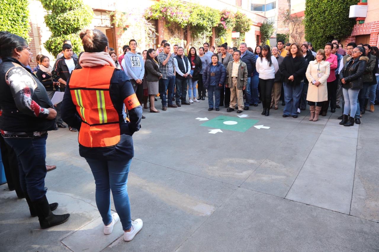 En la CDMX se realiza macrosimulacro