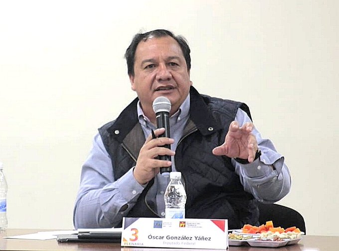 Plantean regular a los medios de comunicación